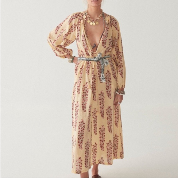 MAISON HOTEL Dresses & Skirts - Maison Hotel Calista Dress